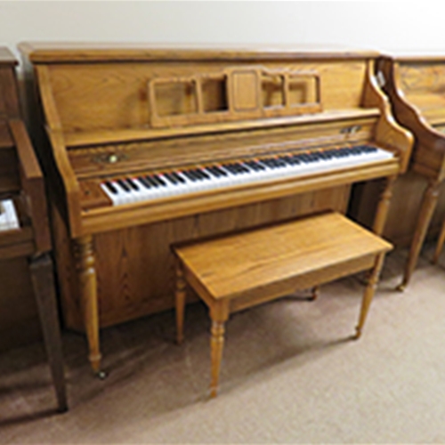 Kimball  43S4 Oak Console